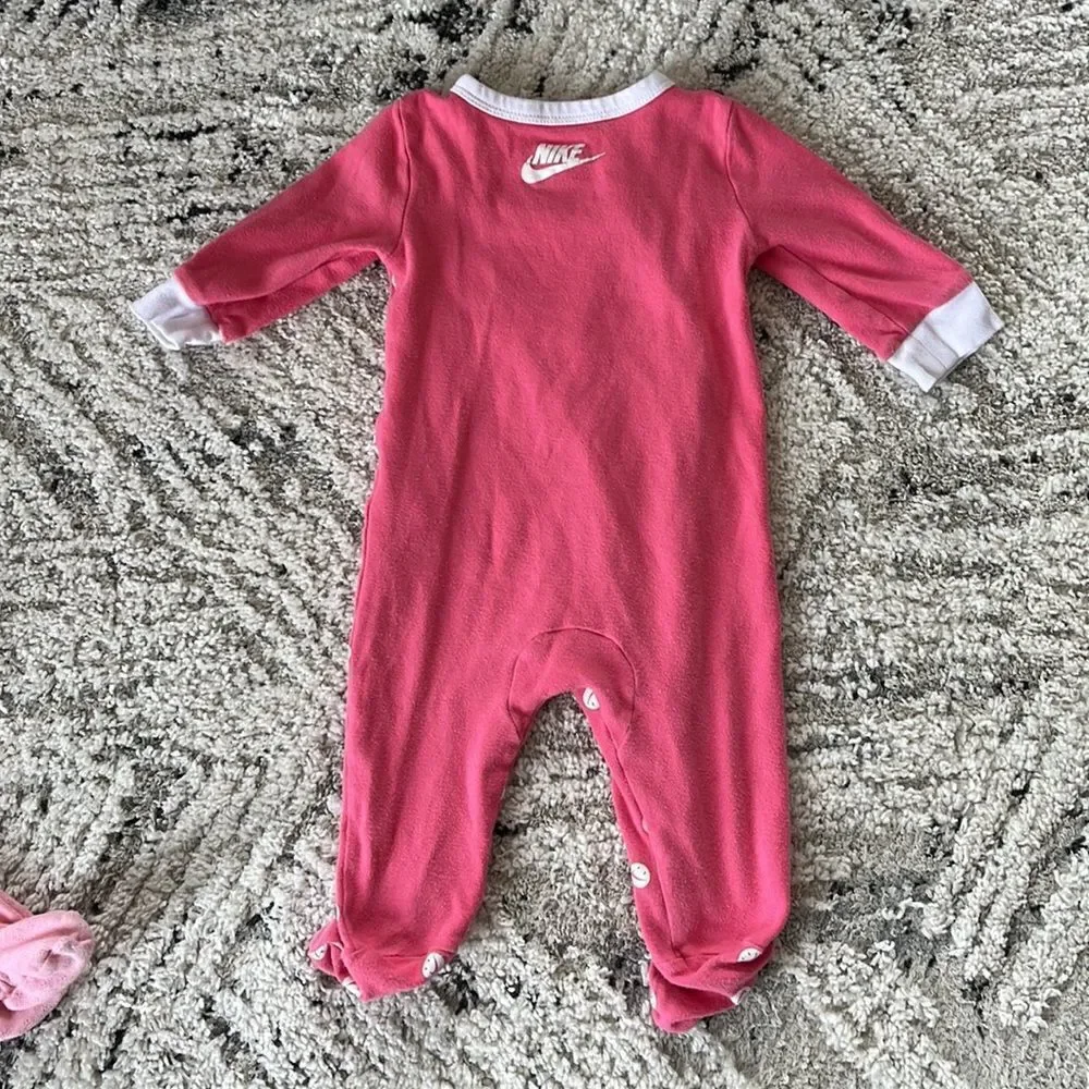 Nike girls sleeper
